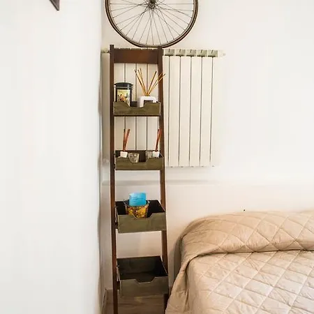 Picturesque Flat *